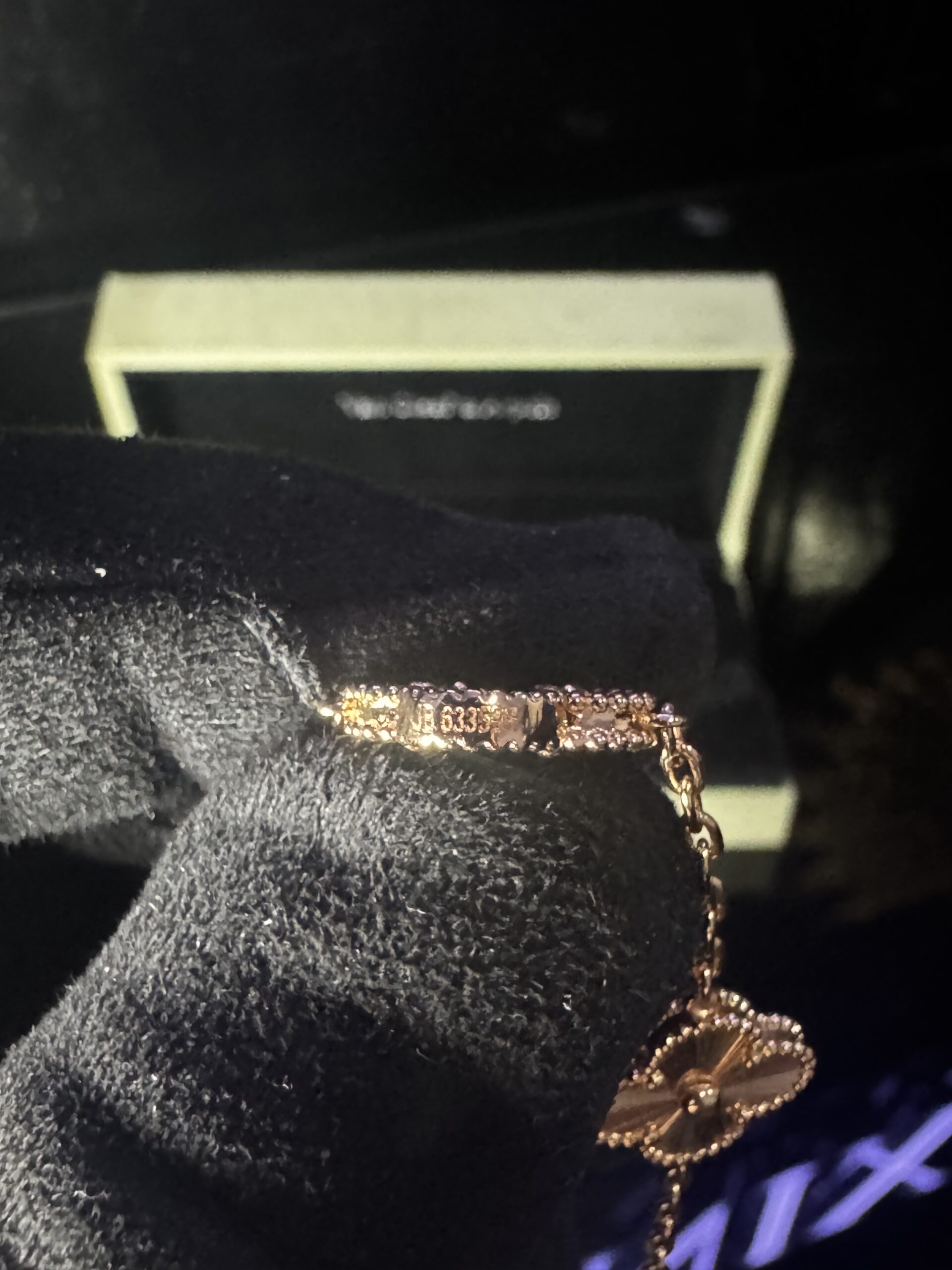 Pulsera VCA Malaquita & Motivo Dorado - Image 4