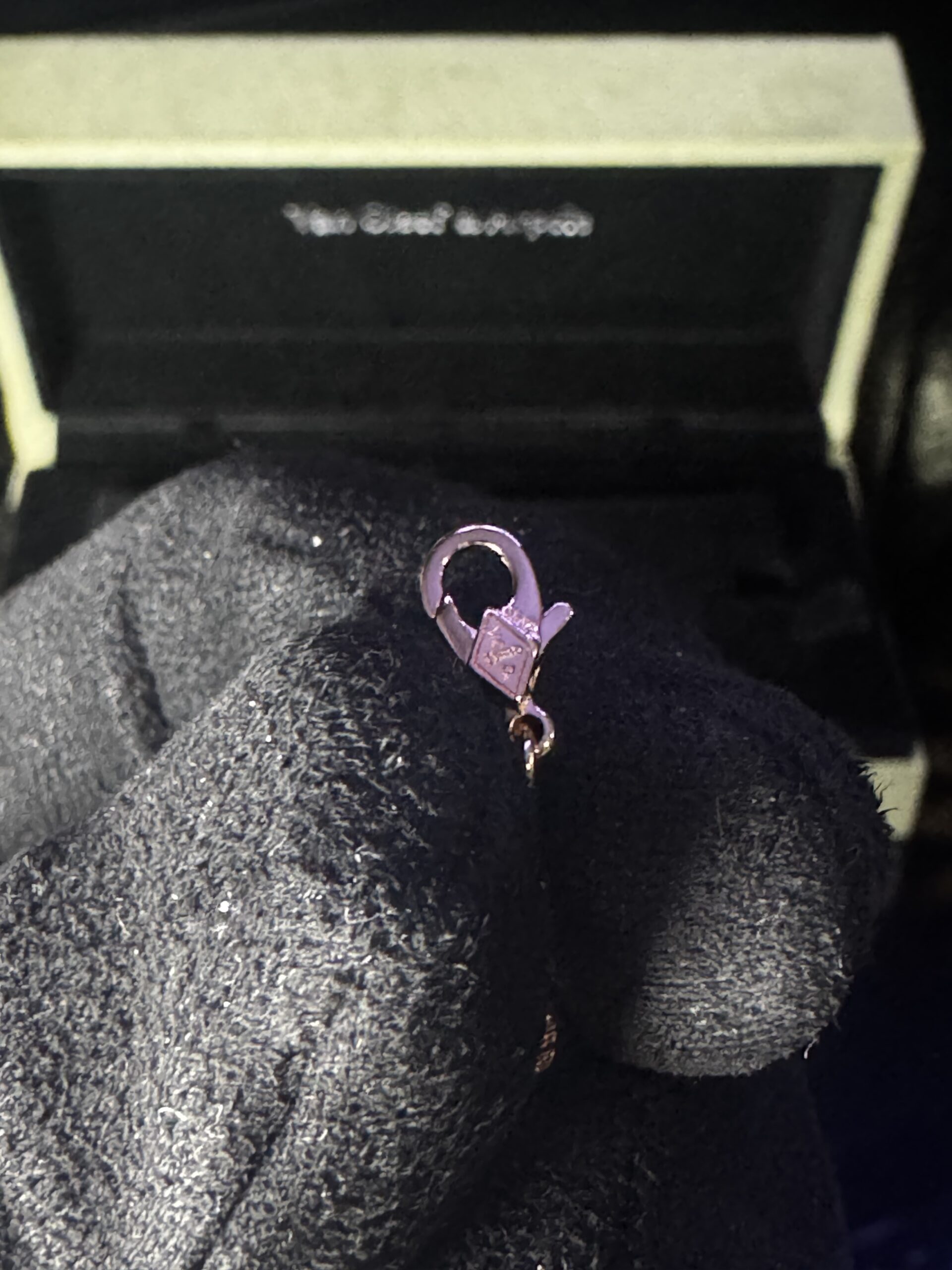 Pulsera VCA Malaquita & Motivo Dorado - Image 6