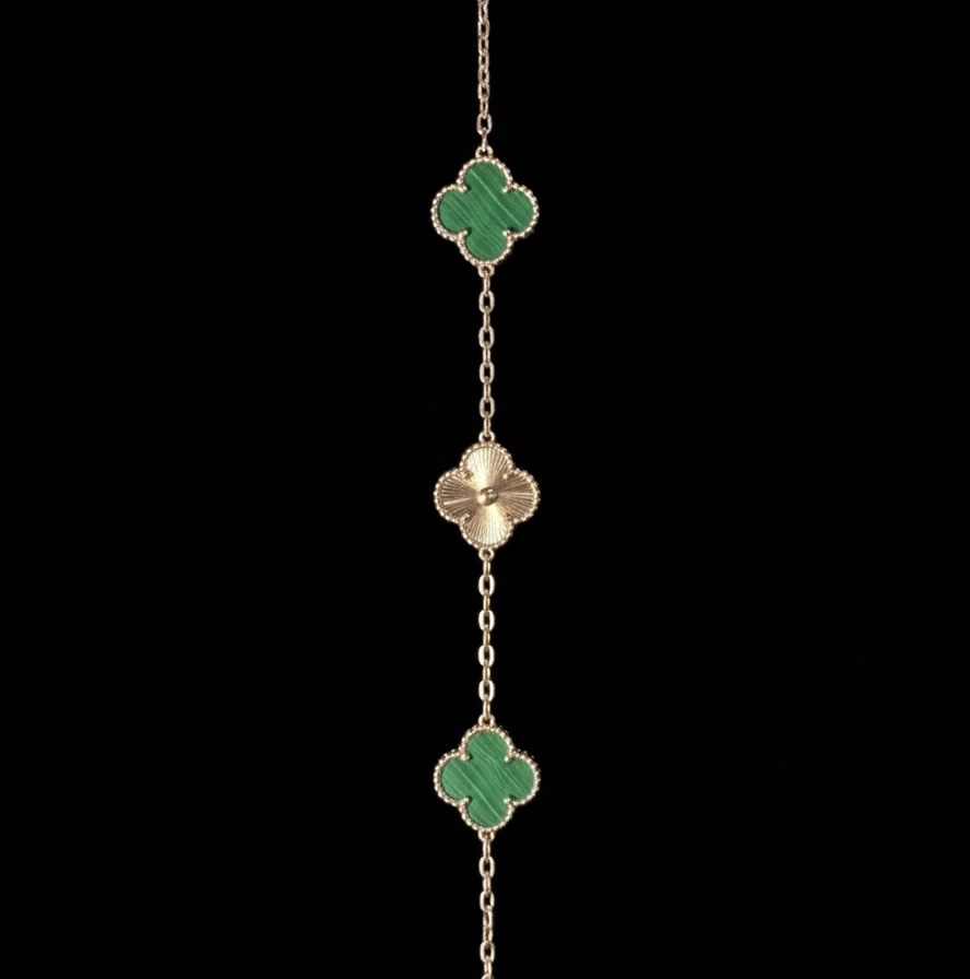 Pulsera VCA Malaquita & Motivo Dorado