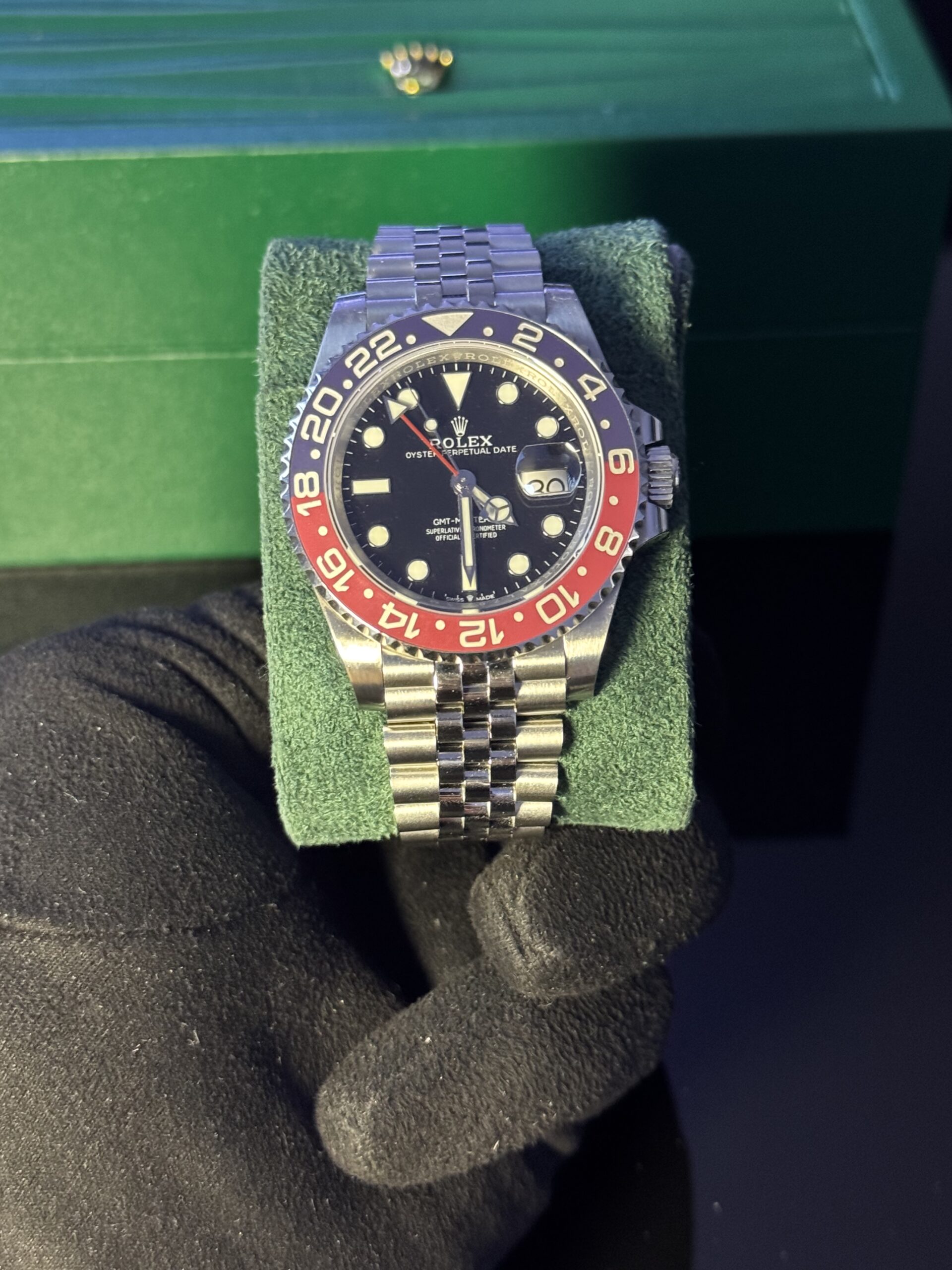 Rolex GMT-Master ll Pepsi - Image 2